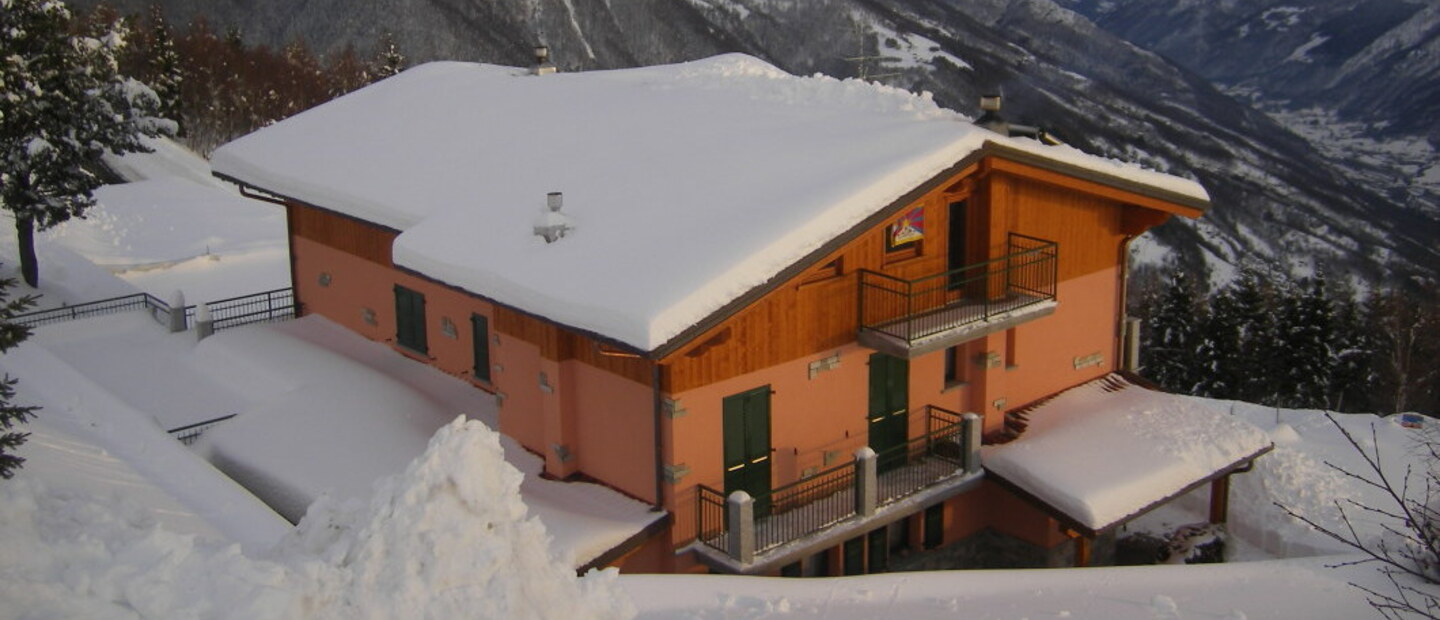 rifugio shambalà sotto la neve